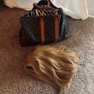 14 inch honey almond color WIG 🍯 FIRM PRICE